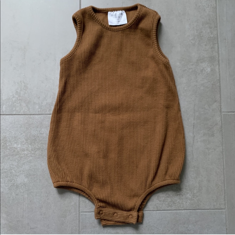 Mebie baby ribbed onesie